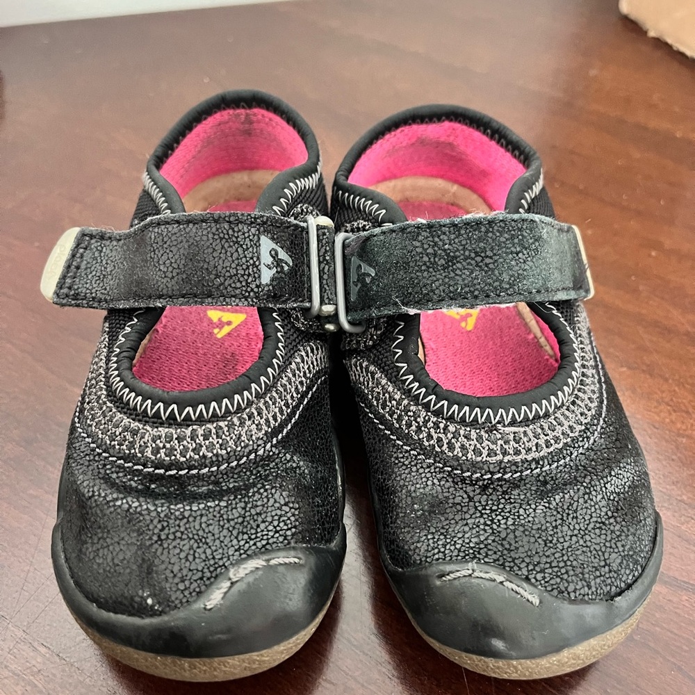 Plae Emme Black size 7. Plenty of life left